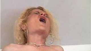 Amateur Chick Anal Fucks - porn video