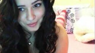 Sweet teen with curly hair masturbating - porn video