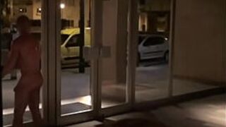 Public wanker - porn video