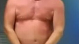 Amateur Old Guy Masturbating - porn video