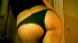 Super beautiful college amateur is doing a lovely strip for you - porn video